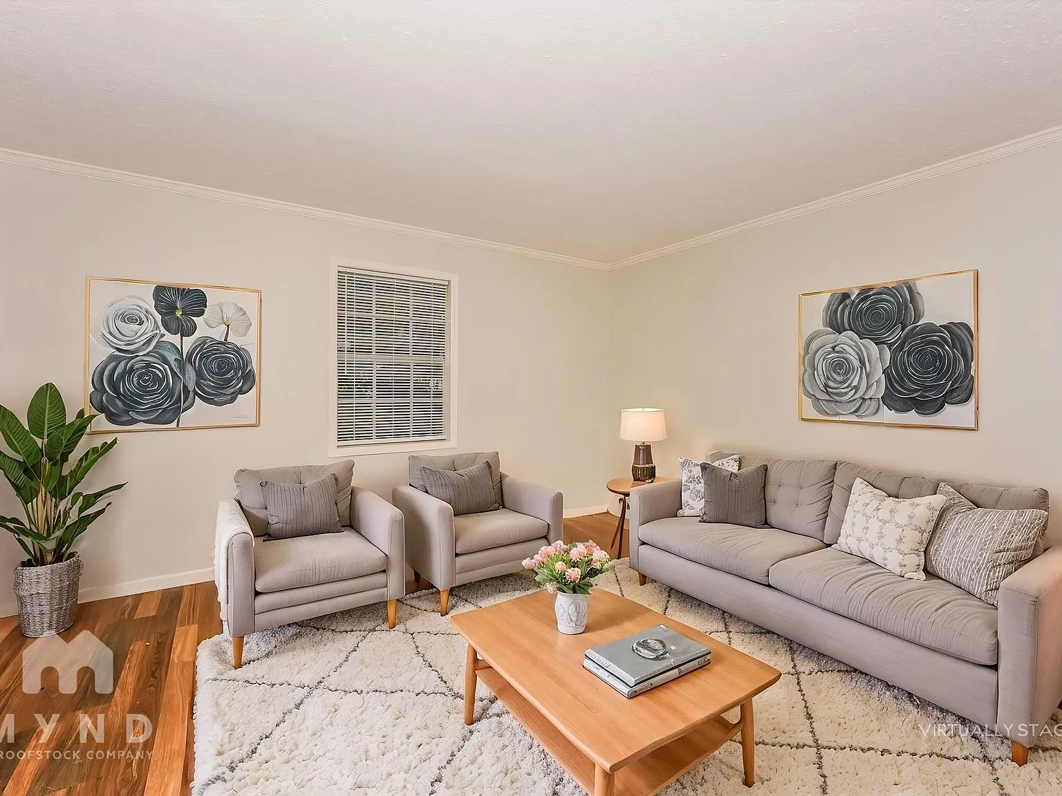 4 bed, 2.5 bath, 2120 sqft, $1,825 — Photo 2
