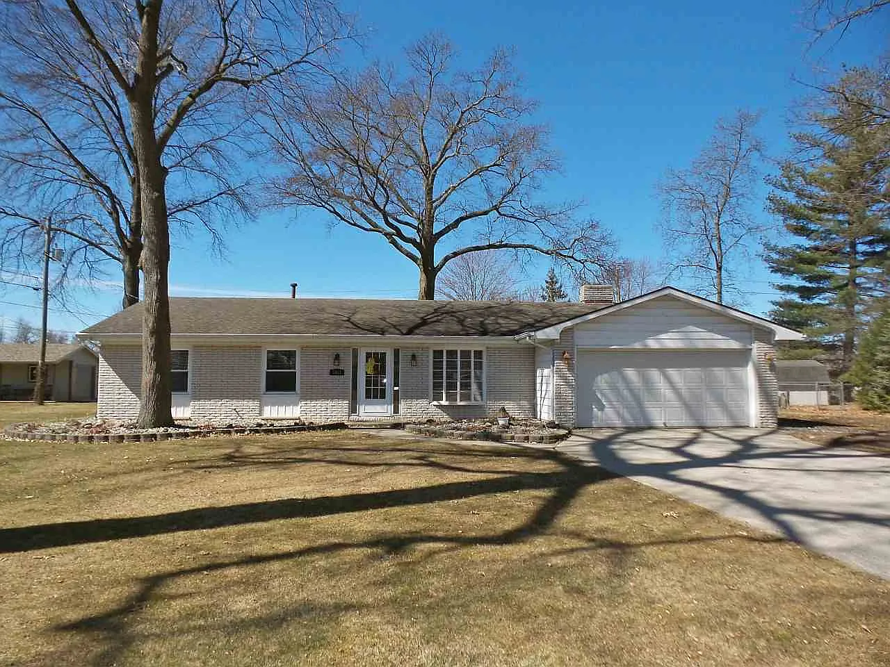 5017 Harmony Ln photo 1