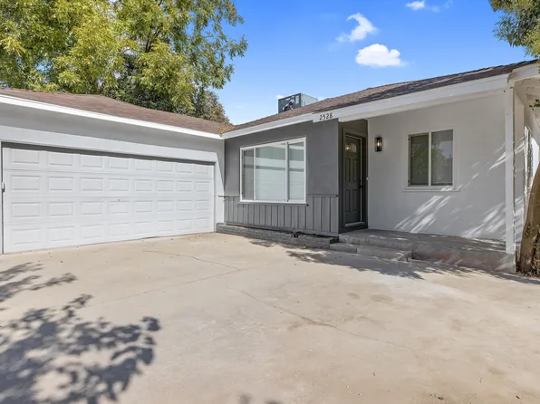 2528 S Locust Street, Visalia, CA 93277