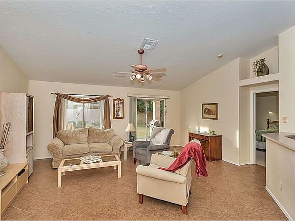 4th image of 521 E Palomino Dr