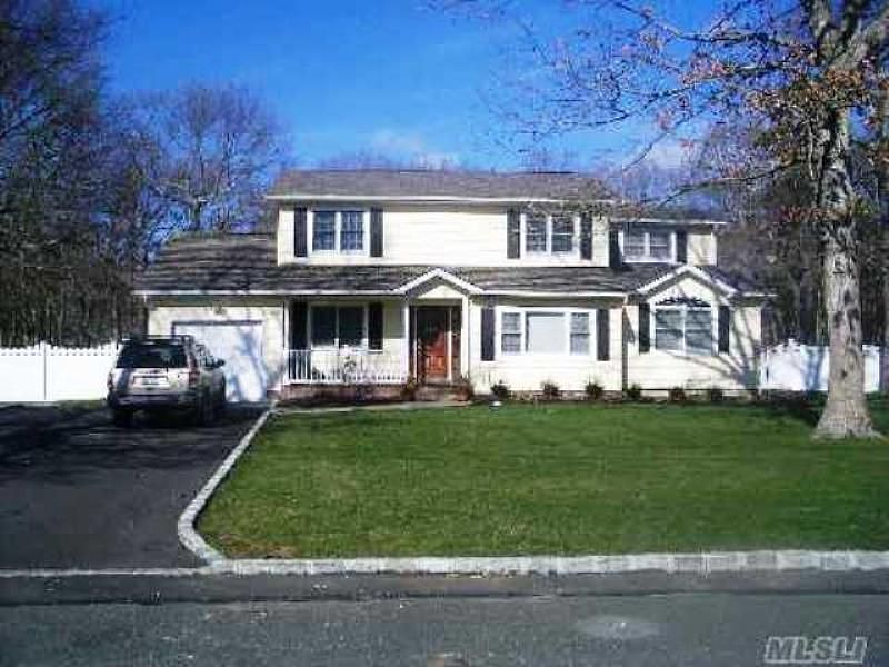 1st image of 7 Park Cir