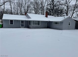 2510 Rockefeller Rd, Wickliffe, OH 44092