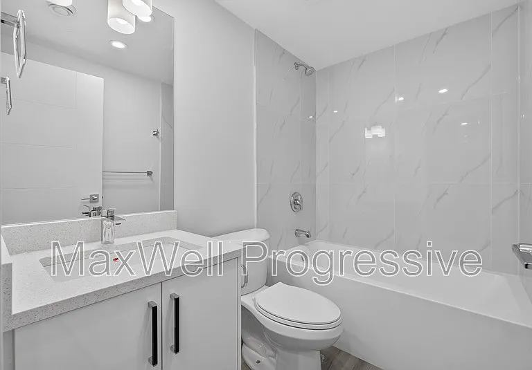 10821 112th St NW #1 — Photo 35