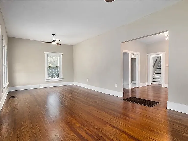 119 Leon Ave — Photo 14