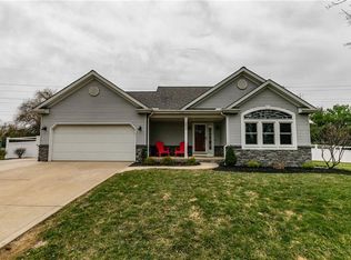 202 W Sturbridge Dr, Medina, OH 44256