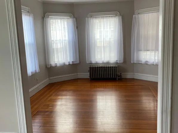 56 Burlington St #56, Providence, RI 02906