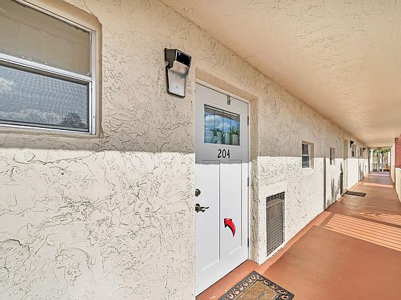 5th image of 8980 S HOLLYBROOK Boulevard #204