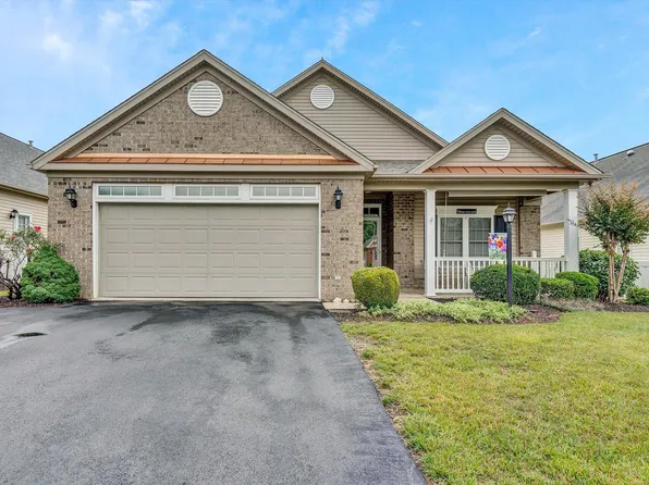 5429 Stayman Dr, Roanoke, VA 24012