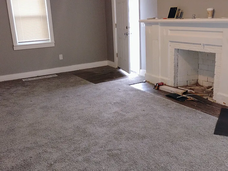 2744A Burlingame St — Photo 2
