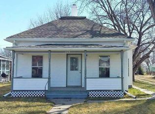 317 Milan Ave, Ravenna, NE 68869