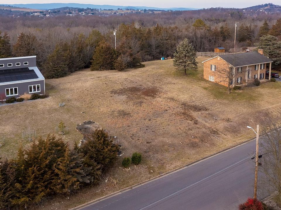 1st image of 1141 S Dogwood Dr