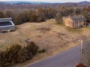 1141 S Dogwood Dr, Harrisonburg, VA 22801