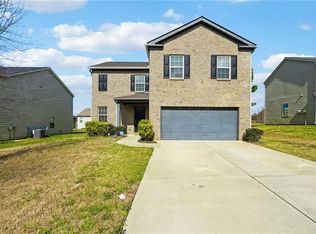 442 Lake Ridge Ln, Fairburn, GA 30213