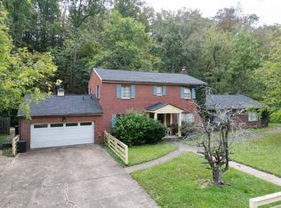 3363 Woodville Dr, Huntington, WV 25701