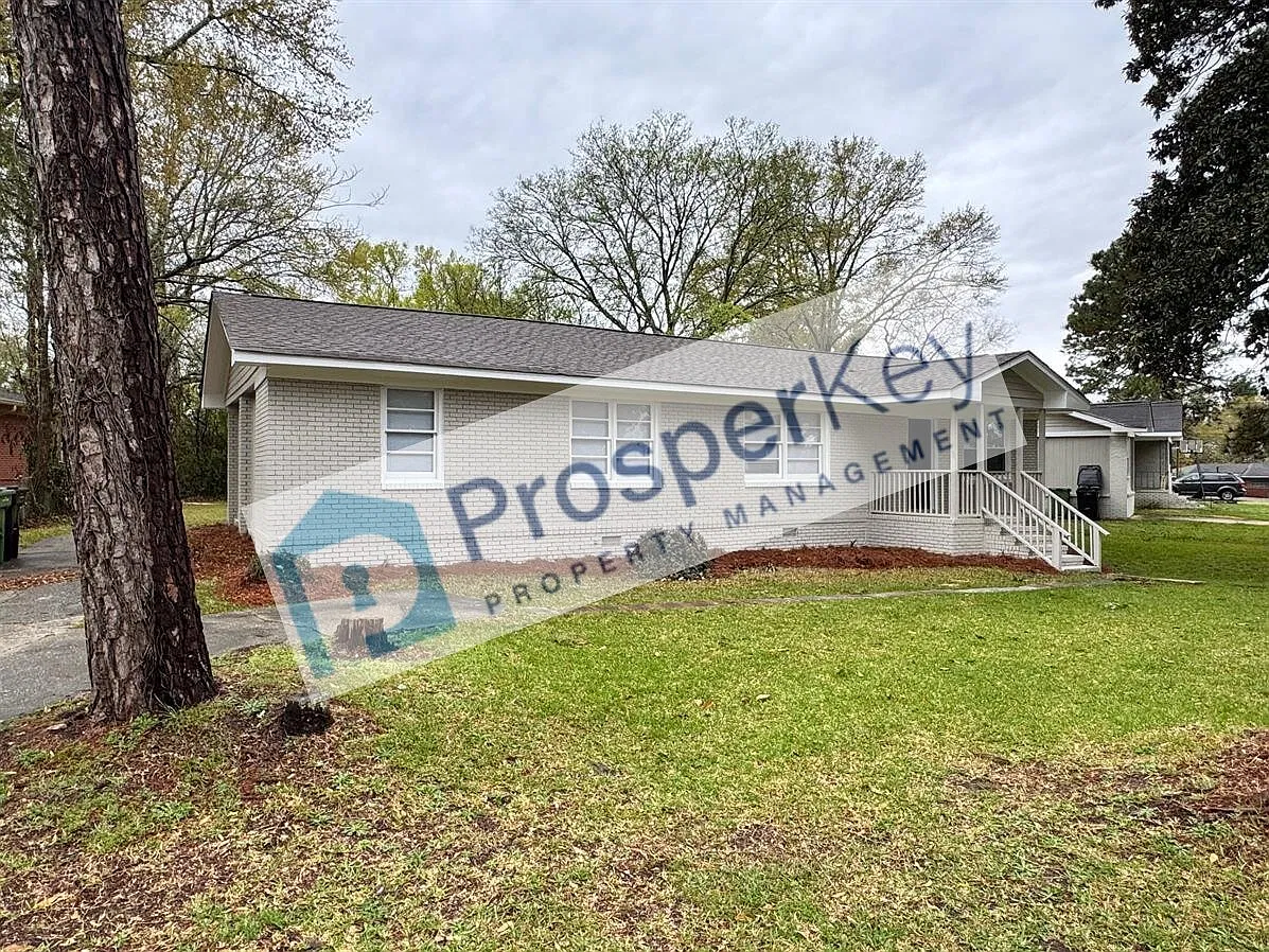 3622 Vivian Ln — Photo 2