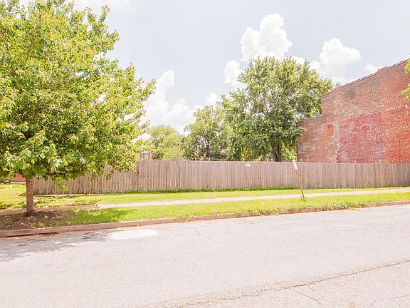 5th image of 2224 Jules St