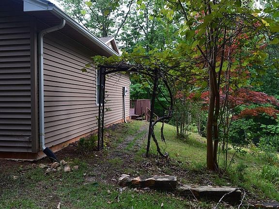 4th image of 117 Windchase Trl