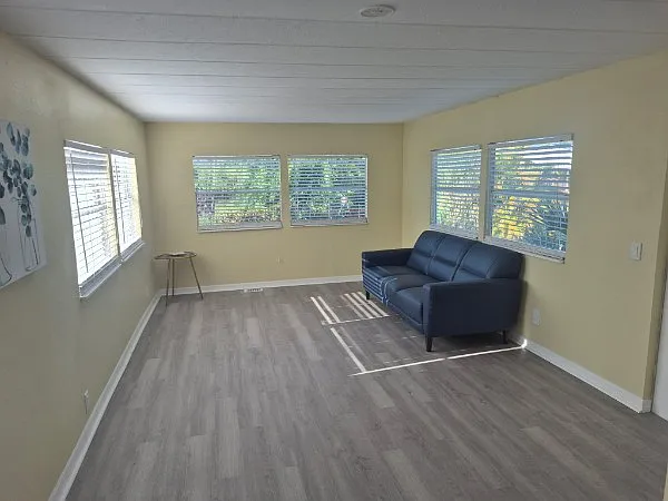 101 22nd St NW #103 — Photo 6