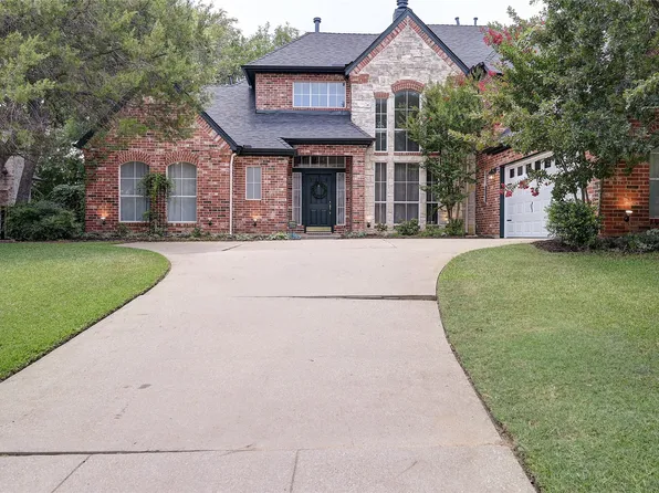 707 Glen Abbey Dr, Mansfield, TX 76063