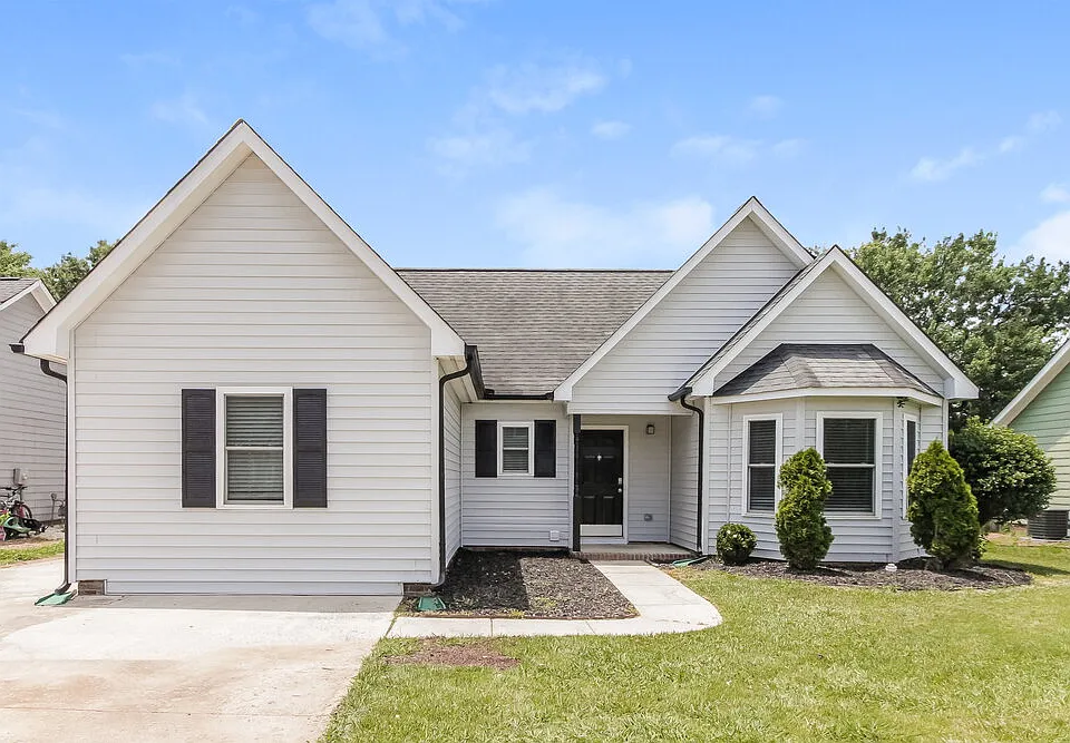 4907 Hunters Knoll Dr