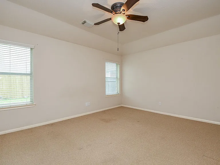 7218 Fox Hall Ln — Photo 14