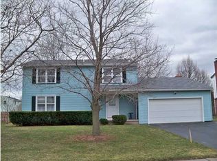 61 Olde Harbour Trl, Rochester, NY 14612