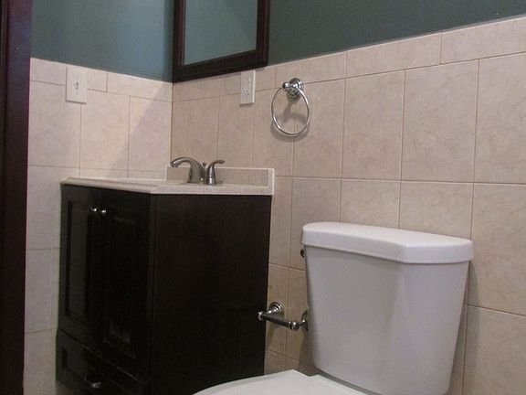 5th image of 5025 Baltimore Ave APT 3