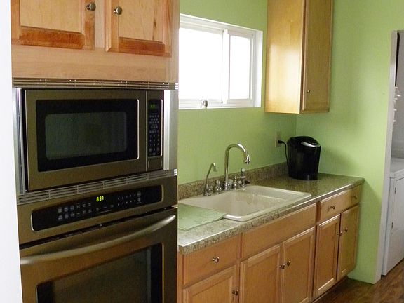 Stainless Steel Appliances 