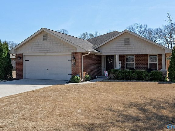 2nd image of 121 Denton Dr