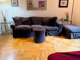 100 W 57th St