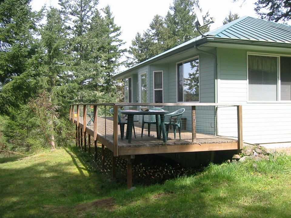 1st image of 296 Pine Dr