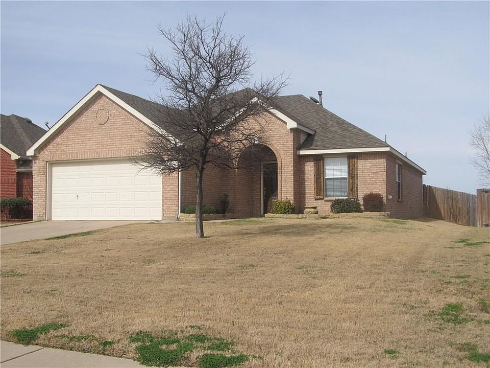 1st image of 202 Dartmoor Dr