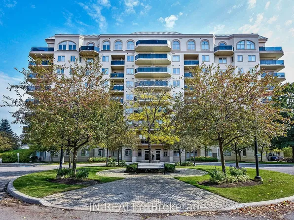 10 Dayspring Cir #109, Brampton, ON L6P 1B9