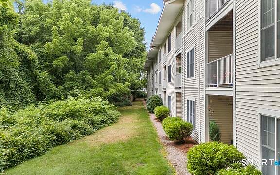 3rd image of 468 Main Street #111