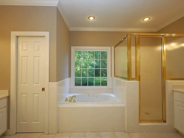 1054 Ridge Rd — Photo 22