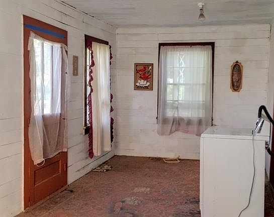 5th image of 112 West Ave