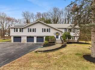 142 Holliston St, Medway, MA 02053