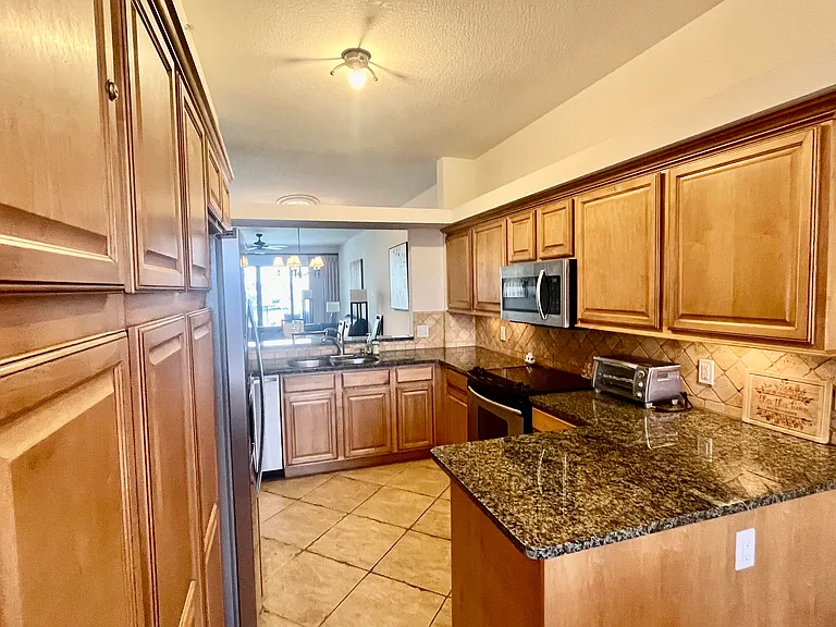 370 Golfview Rd #302 — Photo 13
