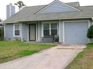 1042 Oakcrest Dr, Charleston, SC 29412