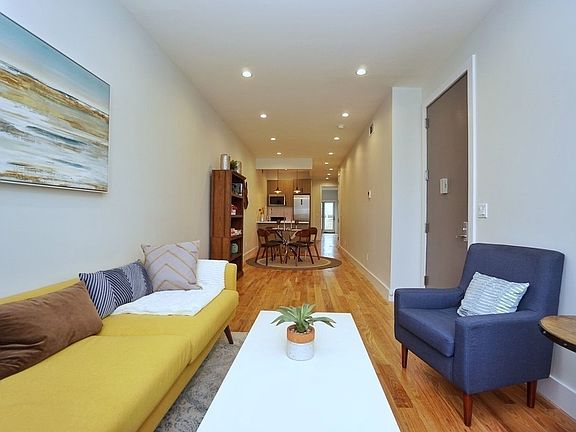 2nd image of 1449 Hancock St