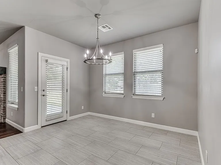 2709 Pacifica Ln — Photo 18