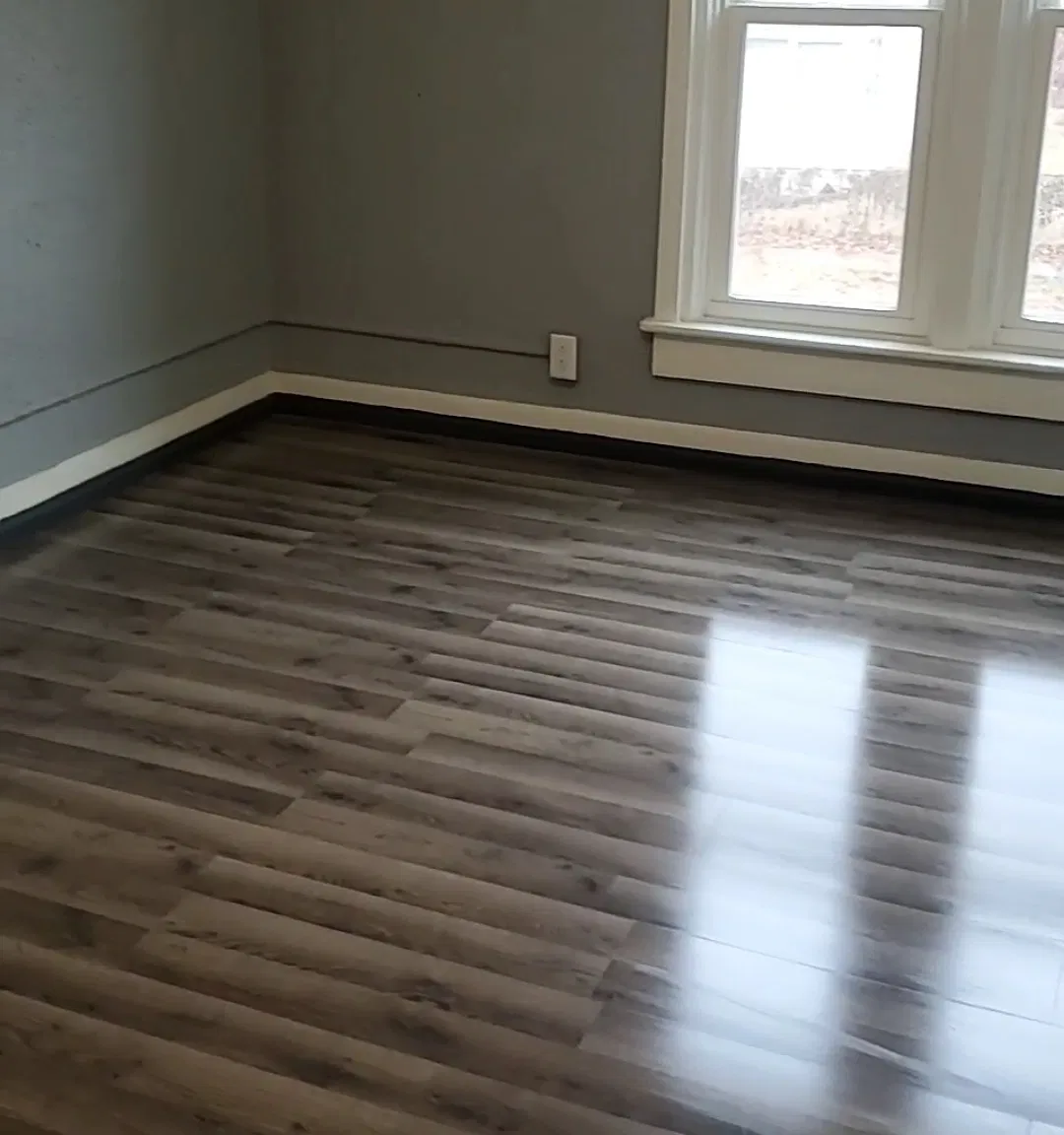 3 bed, 1198 sqft, $1,300 — Photo 1