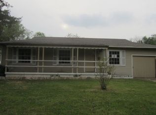 1004 Blaylock Cir S, Irving, TX 75061