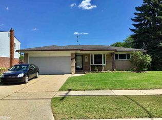 26138 Burg Rd, Warren, MI 48089