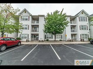 834 Waterford Dr UNIT 834, Edison, NJ 08817