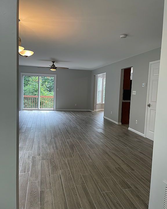 1st image of 41 Spruce Hill Ct #1215