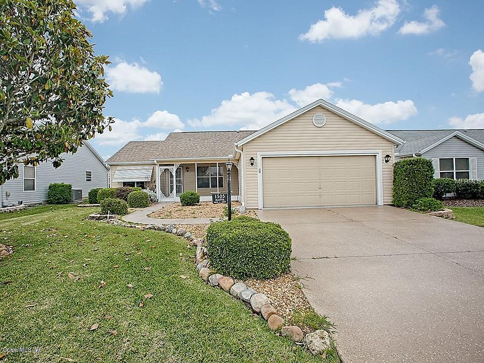 1st image of 1505 Esparza Pl