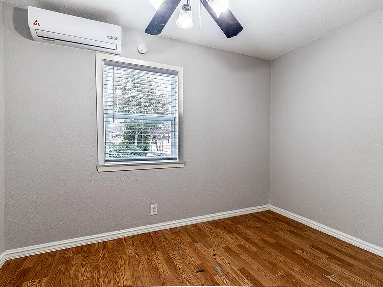 723 E Euclid Ave — Photo 40