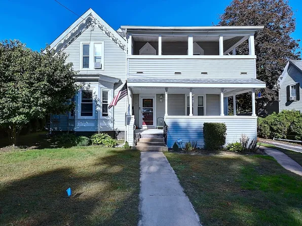 134 Chapin St, Southbridge, MA 01550