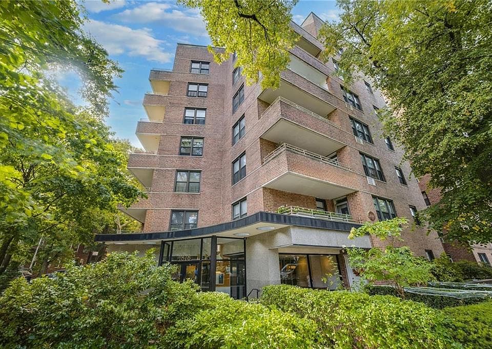 1st image of 1818 Newkirk Ave APT 1C
